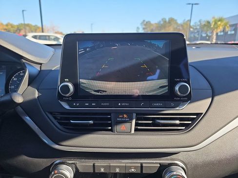 Used 2025 Nissan Altima 2.5 S image 27