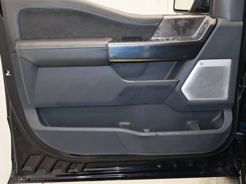 New 2025 Ford F150 Platinum w/ Equipment Group 702A High image 9