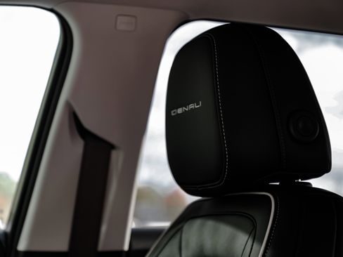 New 2026 GMC Terrain Denali image 15