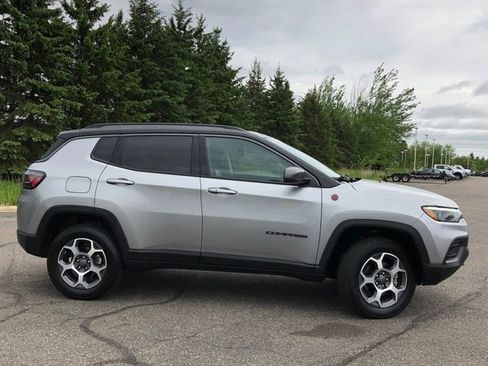 Used 2022 Jeep Compass Trailhawk w/ Trailhawk Elite Group image 26