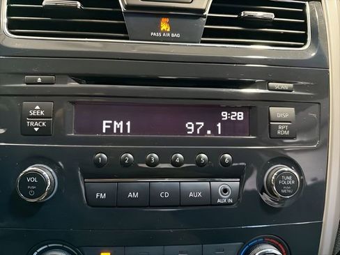 Used 2014 Nissan Altima 2.5 S FWD image 19