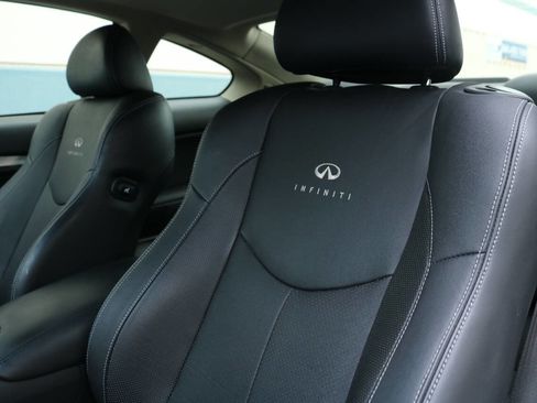 Used 2013 INFINITI G37 x Coupe w/ Premium Pkg image 29