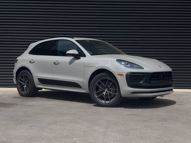 Certified 2026 Porsche Macan Turbo AWD/4WD image 9