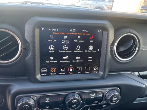 Used 2023 Jeep Wrangler Unlimited Sahara AWD/4WD image 33