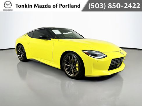Used 2023 Nissan Z w/ Floor Mat Package (L93) RWD image 1