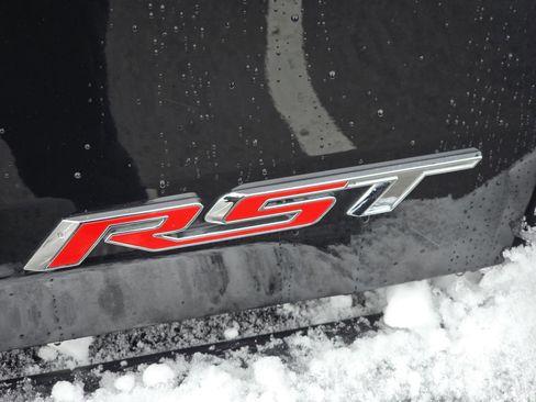 Used 2024 Chevrolet Silverado EV RST image 11