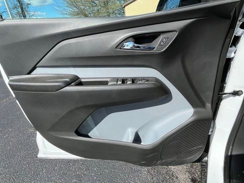 New 2027 Chevrolet Bolt RS FWD image 7