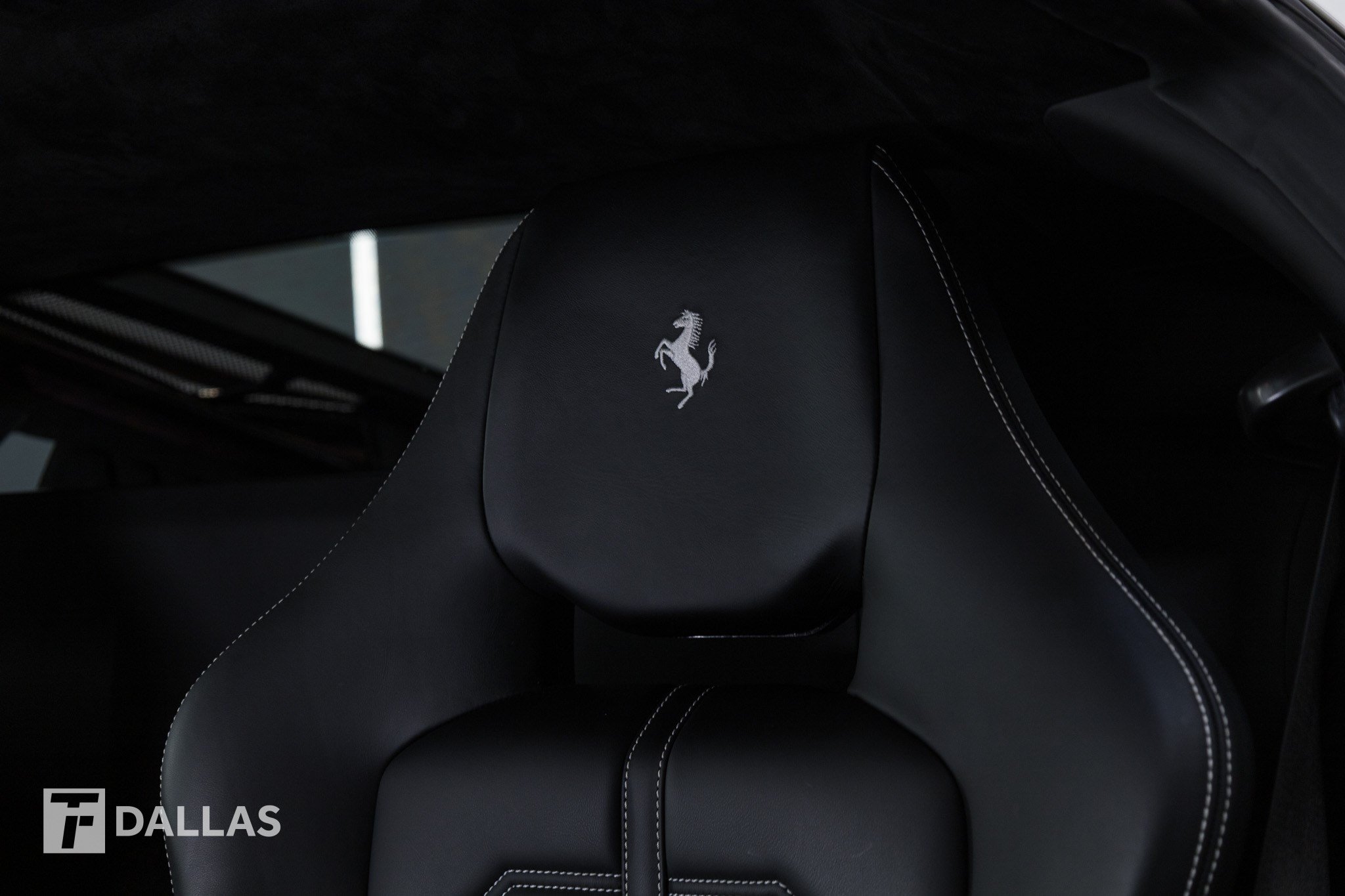 Used 2017 Ferrari 488 GTB RWD image 29