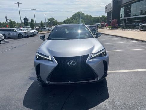 New 2026 Lexus UX 300h AWD image 8