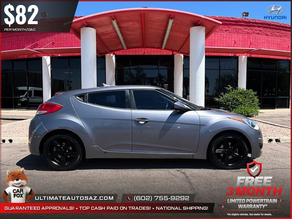 Used 2015 Hyundai Veloster FWD image 5