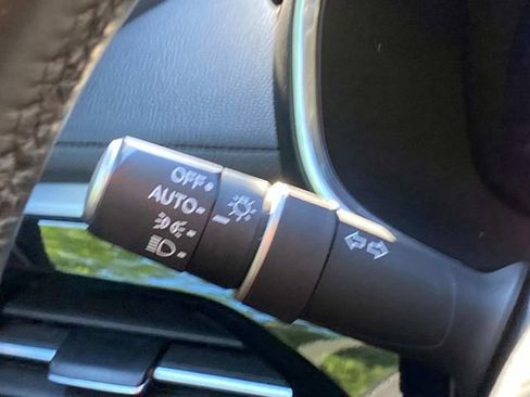 Used 2023 Acura MDX FWD image 23