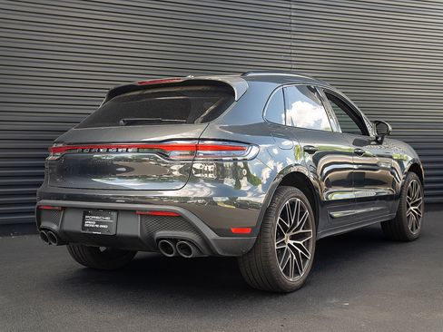 Certified 2026 Porsche Macan Turbo AWD/4WD image 29