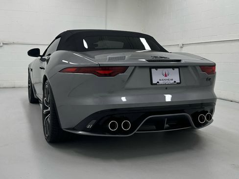 Used 2024 Jaguar F-TYPE R image 15