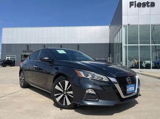 Certified 2022 Nissan Altima 2.5 SV FWD video 1