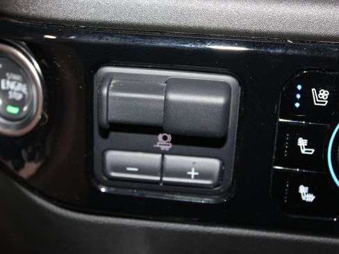 Used 2024 Chevrolet Silverado 1500 High Country w/ Technology Package AWD/4WD image 46