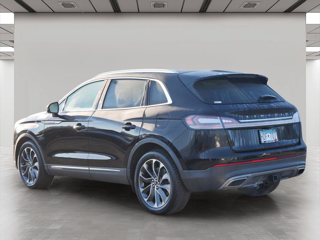 Used 2021 Lincoln Nautilus Reserve w/ Class II Trailer Tow Package AWD/4WD image 4