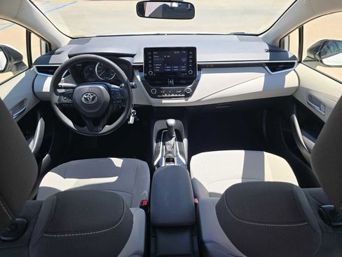 Used 2021 Toyota Corolla LE w/ Carpet Mat Package (TMS) FWD image 20
