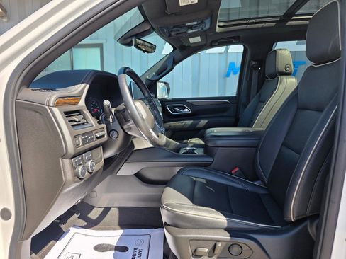 Used 2021 Chevrolet Tahoe Premier AWD/4WD image 11