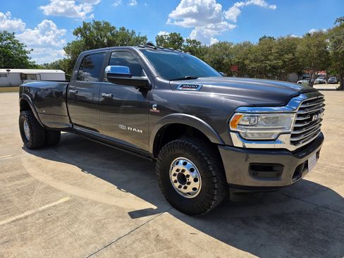 Used 2021 RAM 3500 Limited image 4