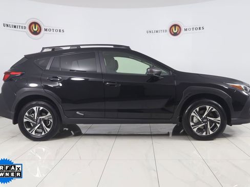 Used 2025 Subaru Crosstrek 2.0i Premium image 2