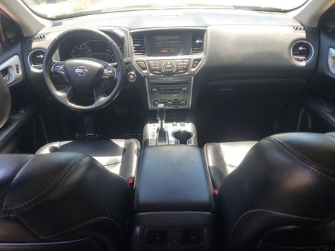 Certified 2020 Nissan Pathfinder SL w/ Cargo Package FWD image 22