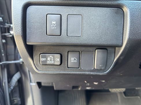 Used 2022 Toyota Tacoma SR5 image 20