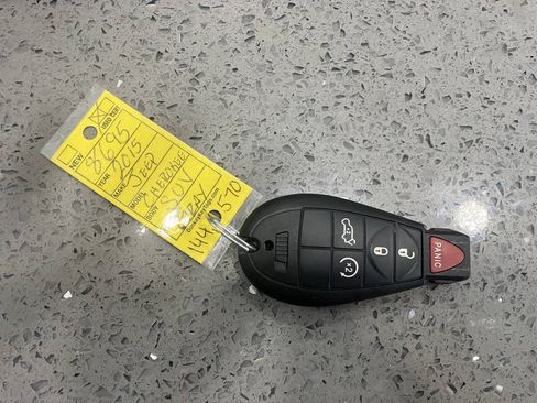 Used 2015 Jeep Cherokee Latitude FWD image 27