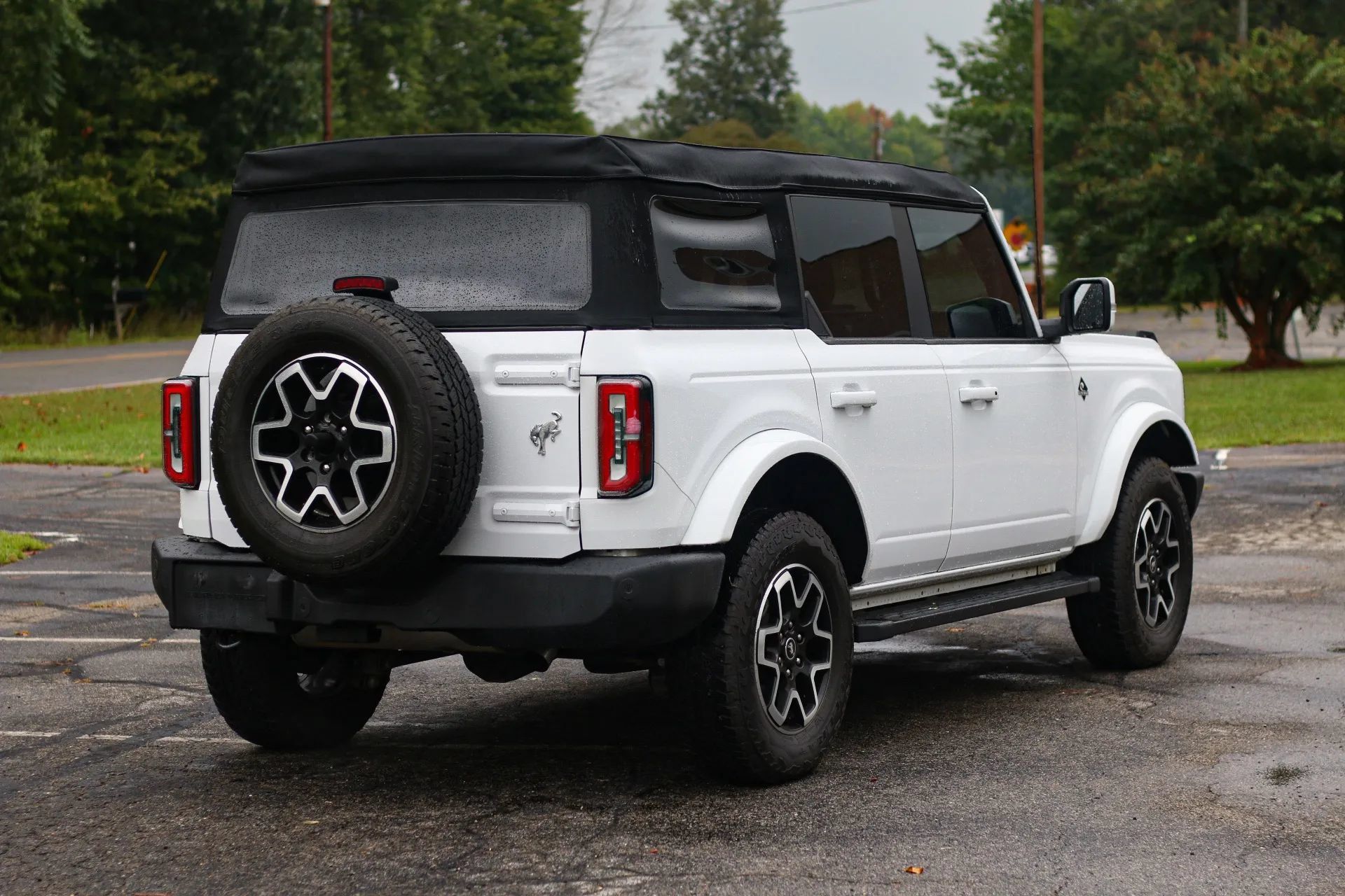Used 2024 Ford Bronco Outer Banks AWD/4WD image 4