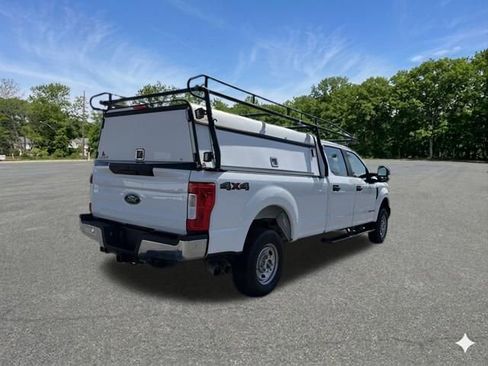 Used 2019 Ford F250 XL w/ Power Equipment Group AWD/4WD image 8