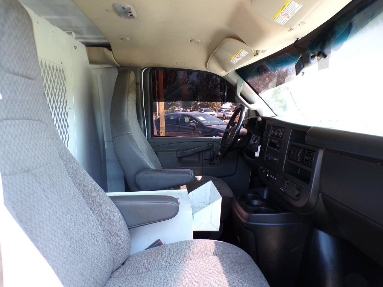Used 2022 Chevrolet Express 2500 w/ Driver Convenience Package RWD image 17