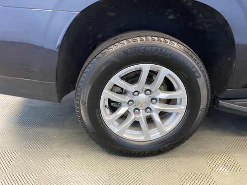 Used 2023 Chevrolet Suburban LS w/ Driver Alert Package image 38