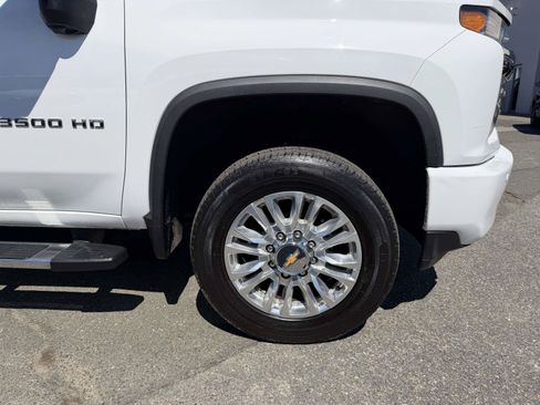 Certified 2022 Chevrolet Silverado 3500 High Country w/ Safety Package II AWD/4WD image 6