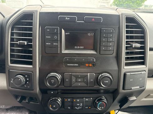 Used 2017 Ford F350 XL w/ Power Equipment Group AWD/4WD image 14