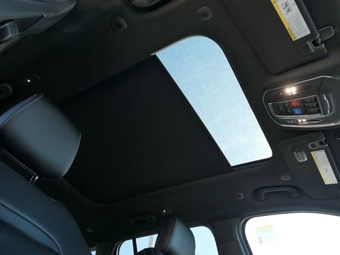 New 2026 Jeep Grand Cherokee Limited w/ Limited Altitude Package image 22