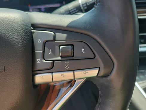 Certified 2023 Cadillac Escalade ESV Premium Luxury w/ LPO, Radiant Package AWD/4WD image 17