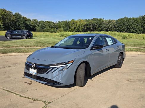 New 2026 Nissan Sentra SV w/ SV Convenience Package FWD image 4