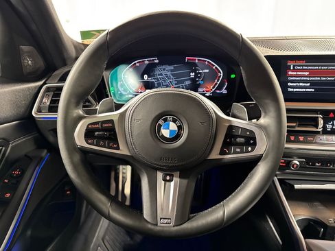 Used 2019 BMW 330i Sedan w/ M Sport Package RWD image 32