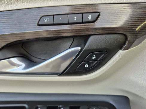 Used 2024 GMC Terrain Denali w/ Denali Premium Package image 7