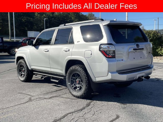 Certified 2024 Toyota 4Runner SR5 Premium w/ Moonroof Package AWD/4WD image 3