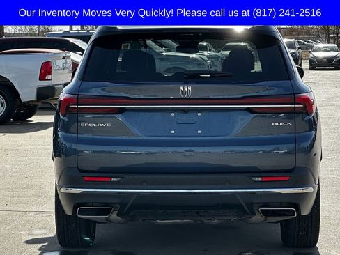 Used 2025 Buick Enclave Preferred image 5