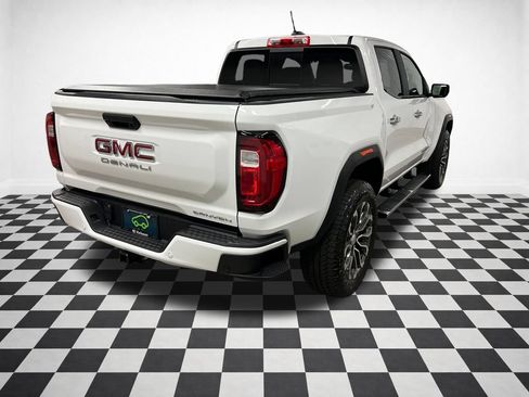 Certified 2024 GMC Canyon Denali AWD/4WD image 9