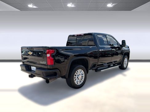 Certified 2022 Chevrolet Silverado 2500 High Country w/ Safety Package II AWD/4WD image 9