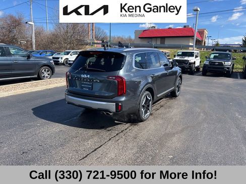 Certified 2023 Kia Telluride S w/ S Sunroof Package image 11