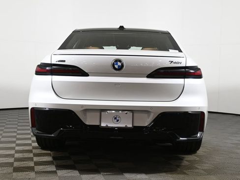 Used 2026 BMW 740i xDrive w/ Premium Package image 6
