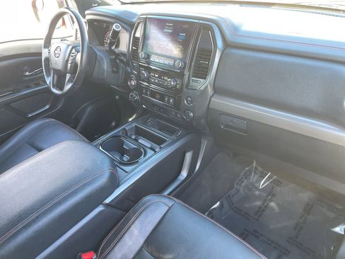 Used 2024 Nissan Titan PRO-4X w/ Pro-4x Convenience Package image 27