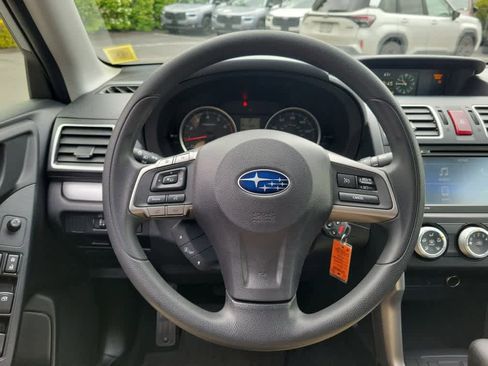 Used 2016 Subaru Forester 2.5i AWD/4WD image 11