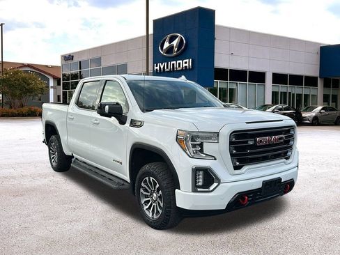 Used 2020 GMC Sierra 1500 AT4 w/ Off-Road Performance Package image 5
