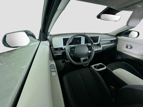Used 2024 Hyundai Ioniq 5 SEL RWD image 18