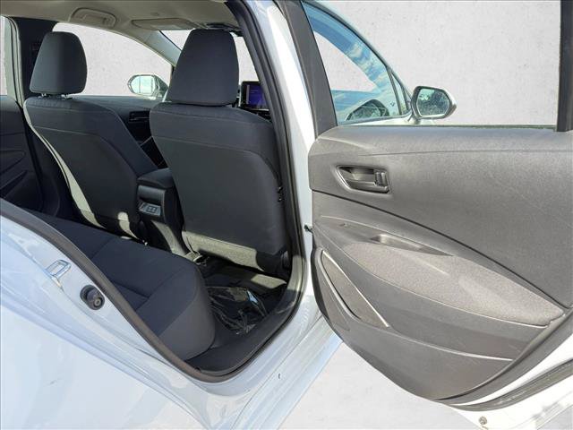 Used 2025 Toyota Corolla LE FWD image 20