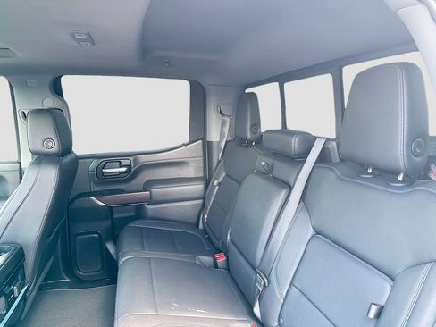Used 2022 GMC Sierra 1500 SLT AWD/4WD image 23